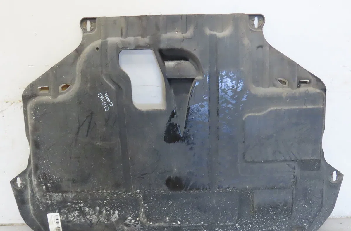 Protection carter huile Ford C-MAX (DM2) 1.8 tdci (2007-2010) 5 portes occasion