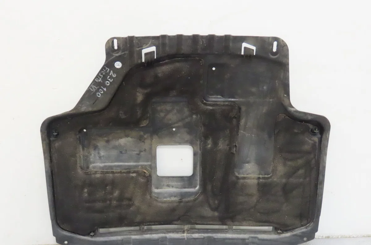 Protection carter huile Ford FIESTA VI (CB1, CCN) 1.4 tdci (2010-2012) 3 portes occasion