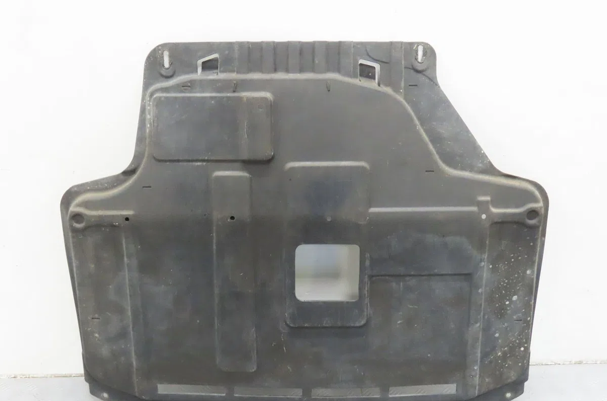 Protection carter huile Ford FIESTA VI (CB1, CCN) 1.4 tdci (2010-2012) 3 portes occasion