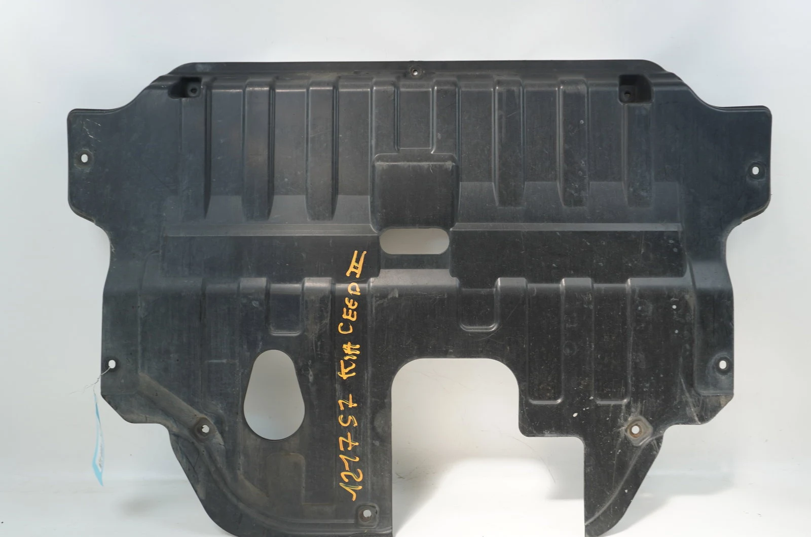 Protection carter huile Kia CEE'D (JD) 1.6 crdi 128 (2012-2018) occasion
