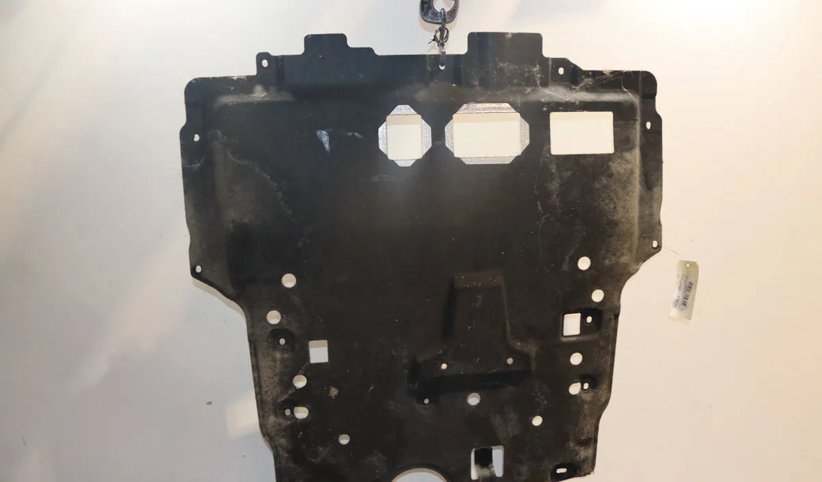 Protection carter huile Peugeot 2008 II (UD_, US_, UY_, UK_) 1.5 bluehdi 130 (2019) occasion