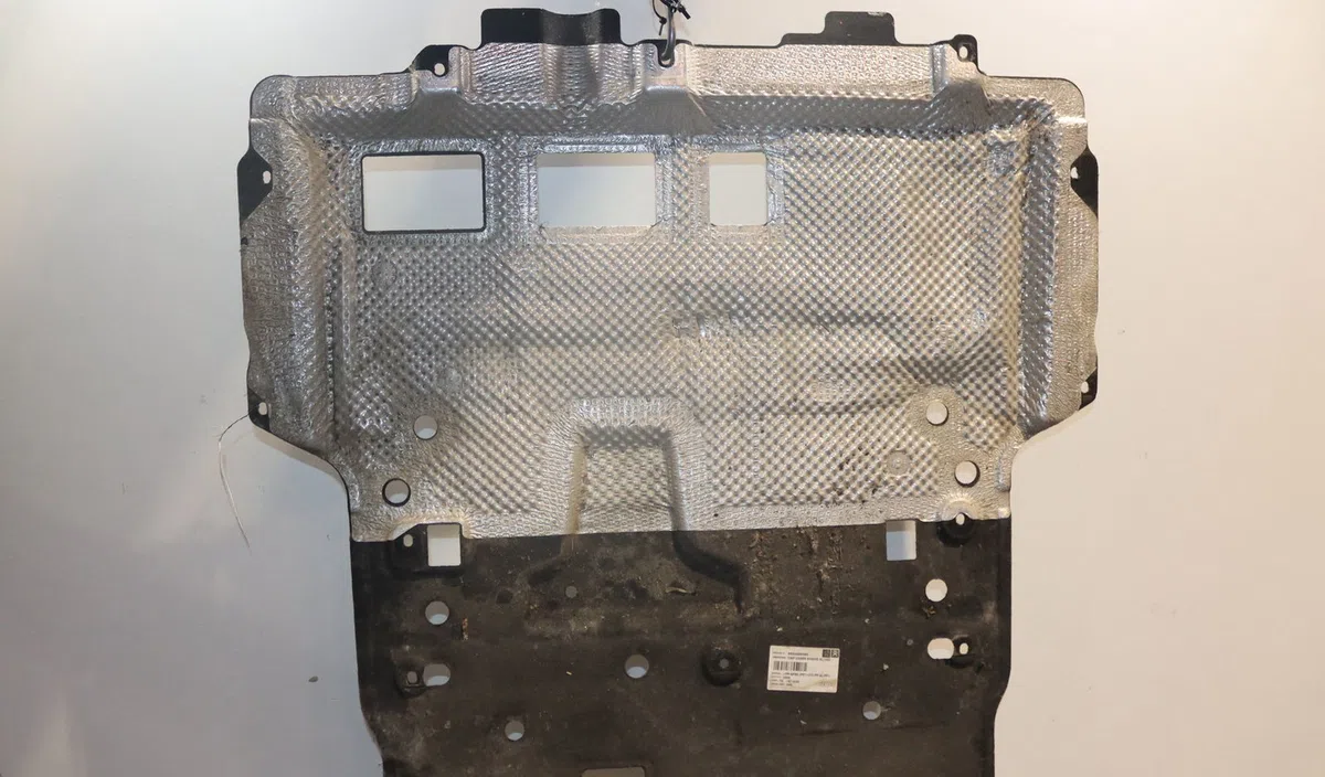 Protection carter huile Peugeot 2008 II (UD_, US_, UY_, UK_) 1.5 bluehdi 130 (2019) occasion