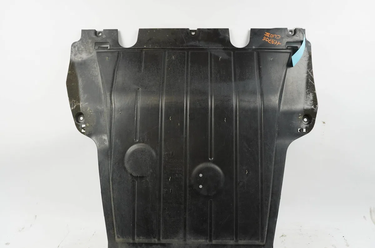 Protection carter huile Renault CLIO IV (BH_) 0.9 tce 90 (2012) 5 portes occasion