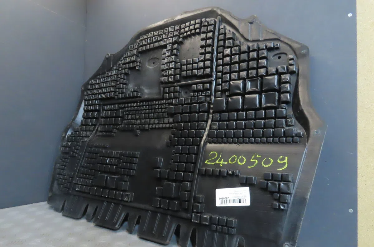 Protection carter huile VOLKSWAGEN POLO 2010 occasion