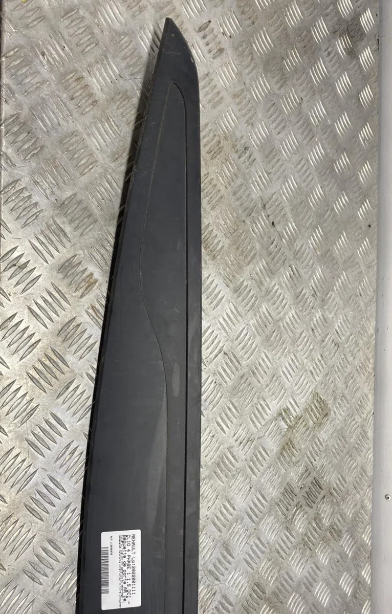 Protection porte ard RENAULT CLIO 4 PHASE 1 occasion
