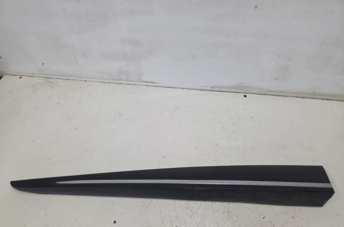 Protection porte avg RENAULT CLIO 4 PHASE 2 occasion