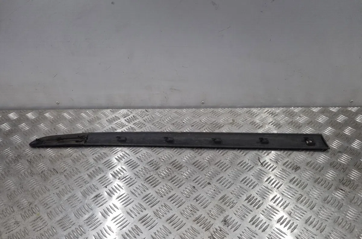Protection porte avg RENAULT MODUS PHASE 1 occasion