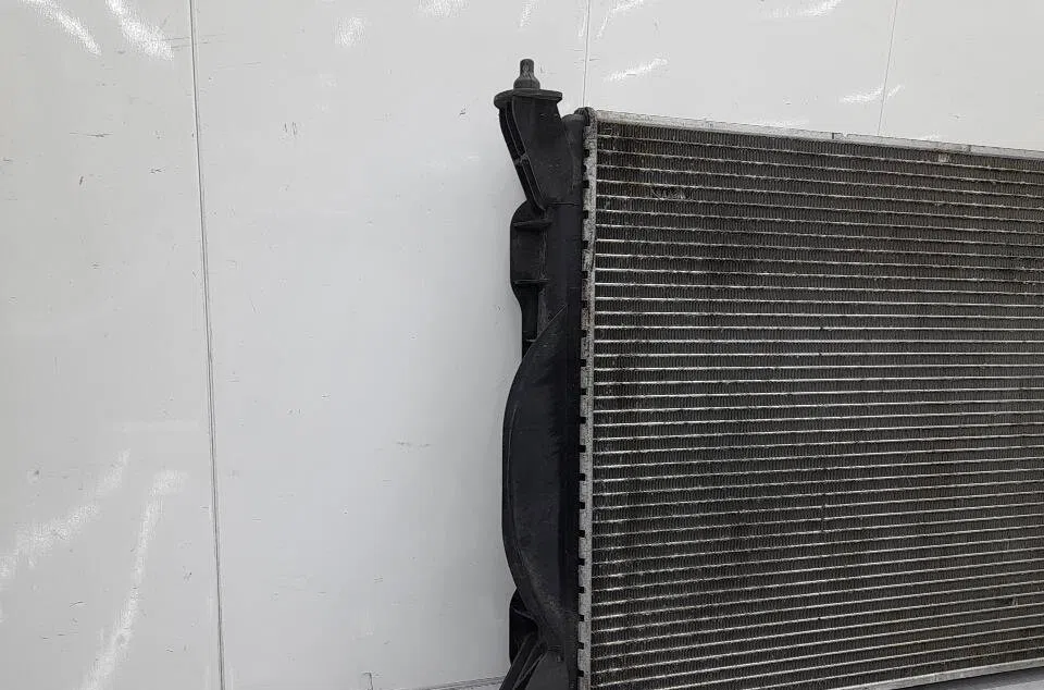 Radiateur AUDI A4 2 AVANT PHASE 2 BREAK occasion