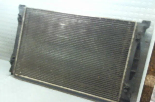 Radiateur Audi A4 B7 (8EC) 2.0 tdi (2004-2008) occasion