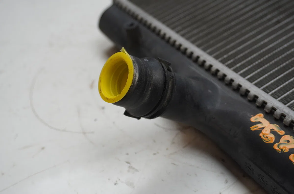 Radiateur Audi TT Roadster (8J9) 2.0 tfsi (2010-2014) occasion