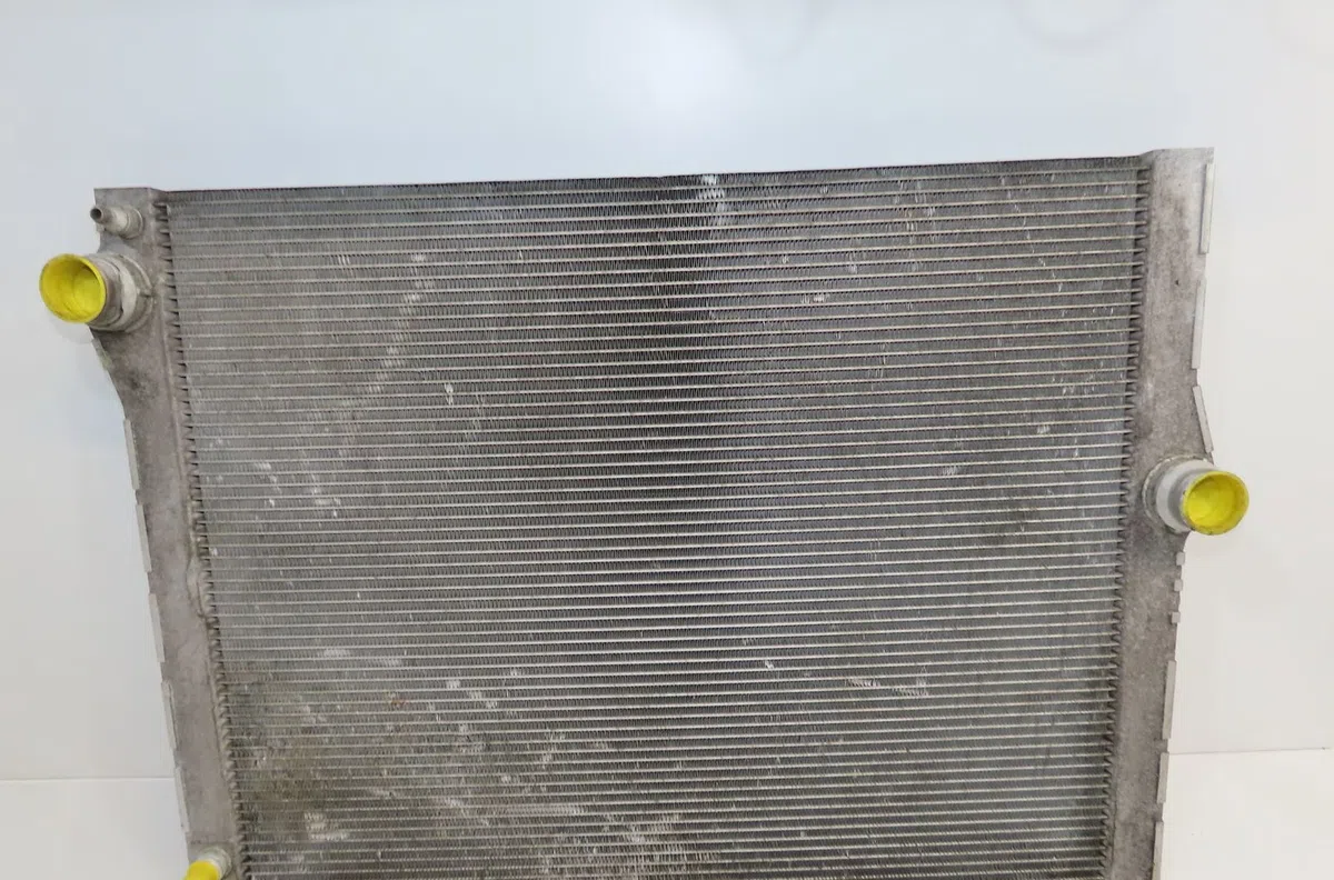 Radiateur Bmw 7 (F01, F02, F03, F04) 750 i, li xdrive (2009-2012) occasion