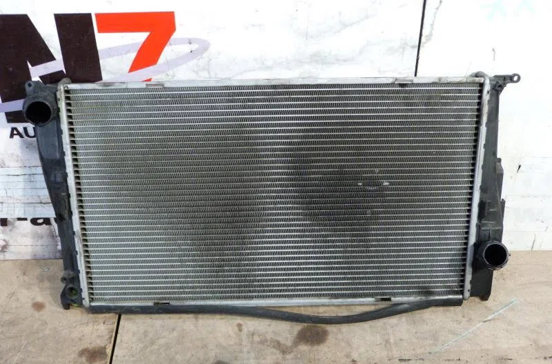 Radiateur BMW SERIE 1 E81 occasion