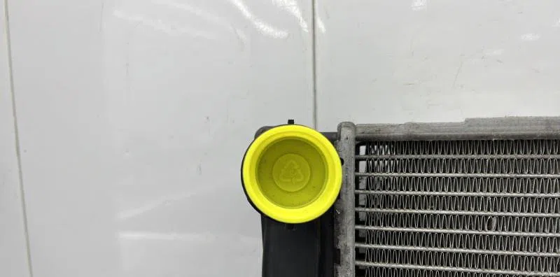 Radiateur BMW SERIE 1 E87 PHASE 1 occasion