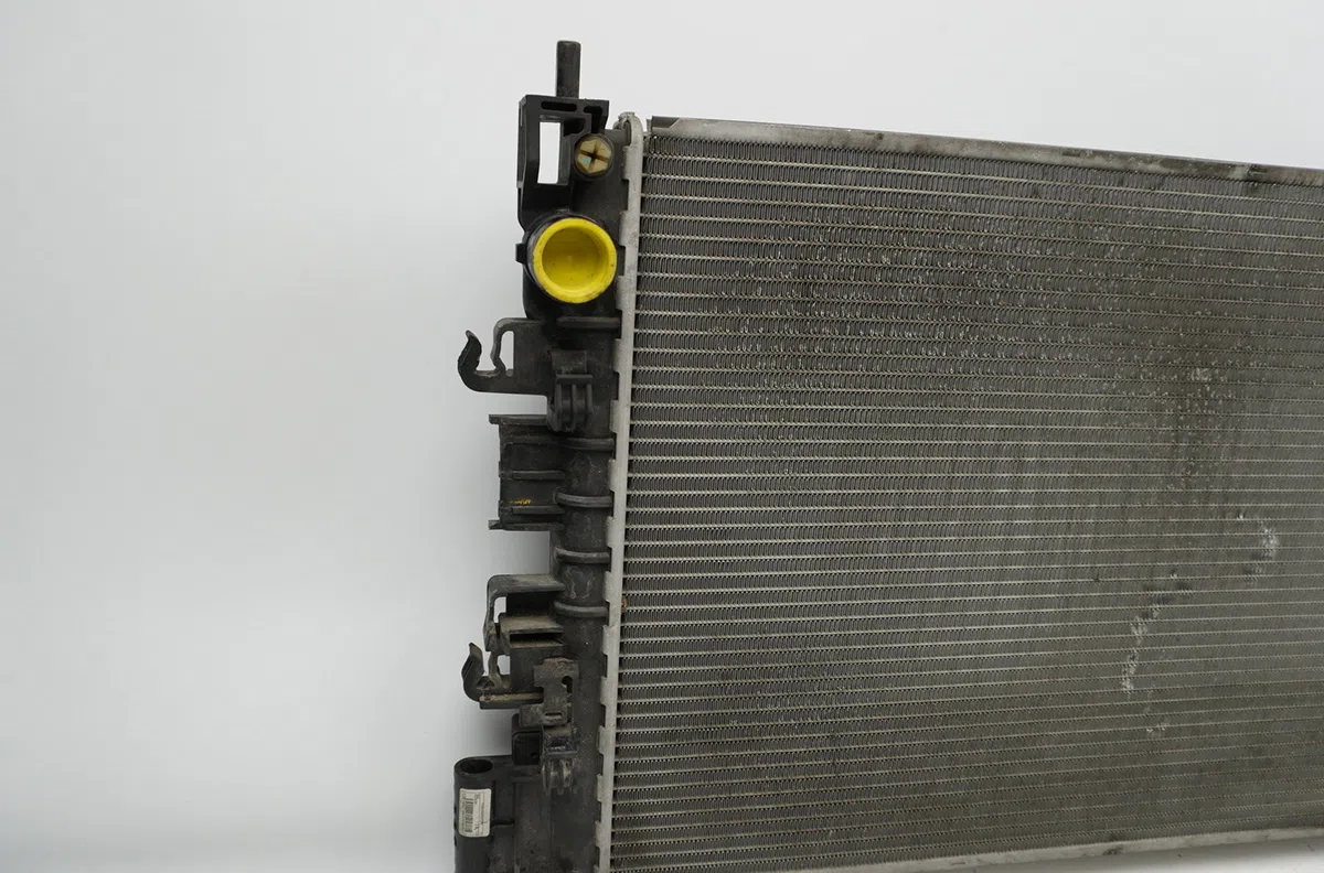 Radiateur Chevrolet AVEO 3-5 portes (T300) 1.3 d (2011-2015) occasion