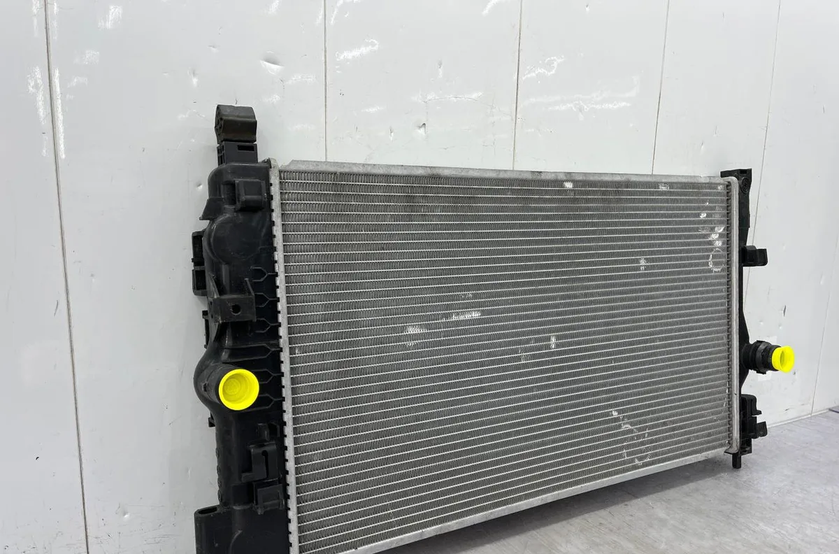 Radiateur CHEVROLET CRUZE BREAK occasion