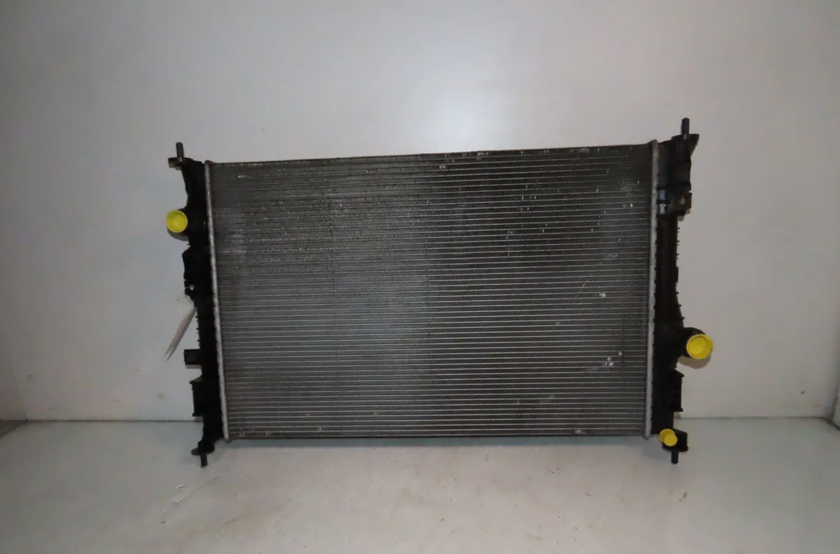 Radiateur Citroën C4 PICASSO II 2.0 bluehdi 150 (2013) occasion