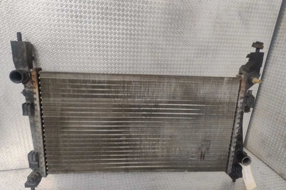 Radiateur Citroen NEMO Monospace 1.4 hdi (2009) 5 portes occasion