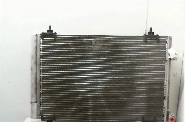 Radiateur - condenseur clim Citroën C4 II (NC_) 1.6 hdi 90 (2009) 5 portes occasion