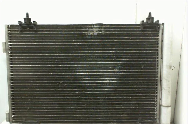 Radiateur - condenseur clim Citroën C4 II (NC_) 1.6 hdi 90 (2009) 5 portes occasion