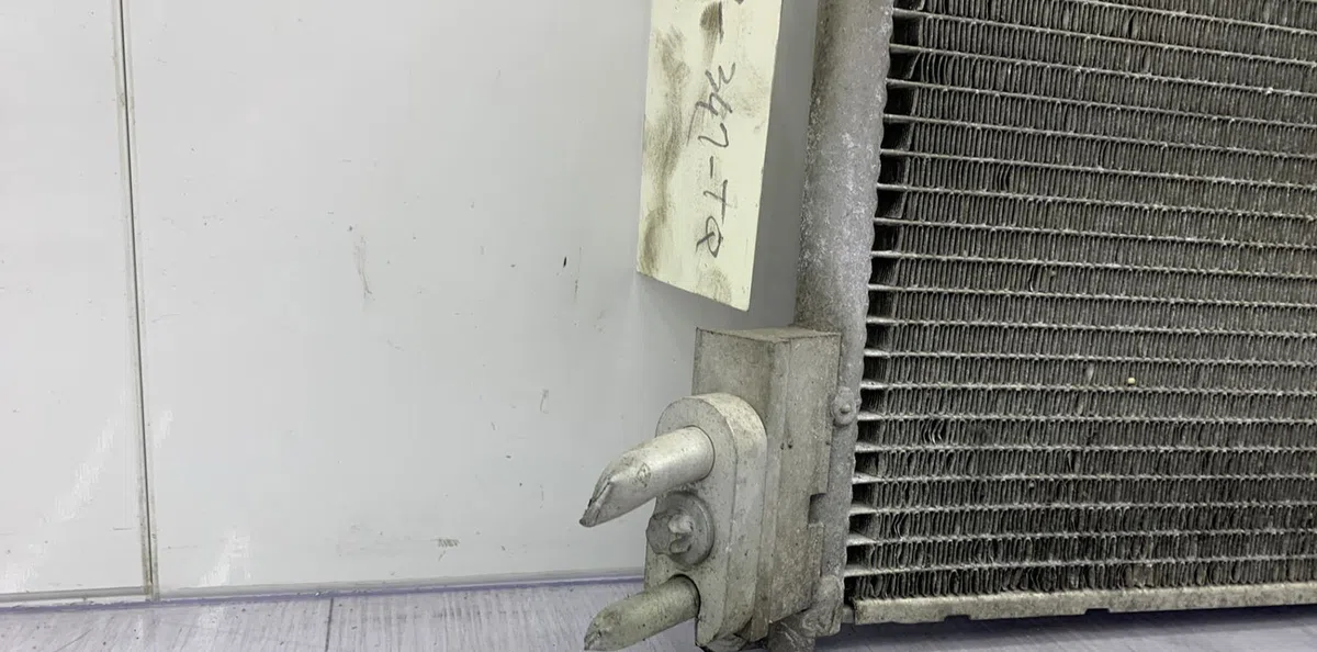 Radiateur - condenseur clim FIAT GRANDE PUNTO occasion