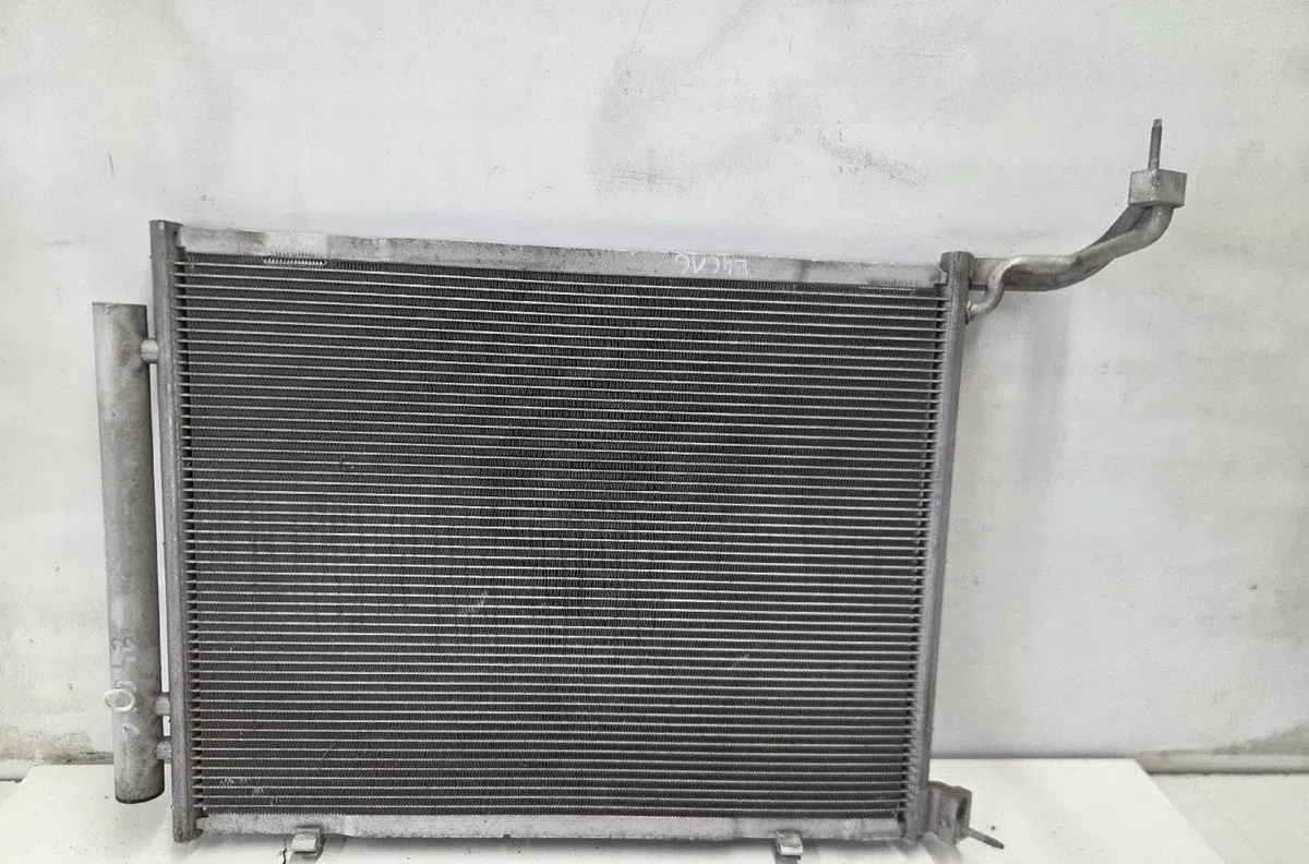 Radiateur - condenseur clim FORD FIESTA 7 PHASE 1 occasion
