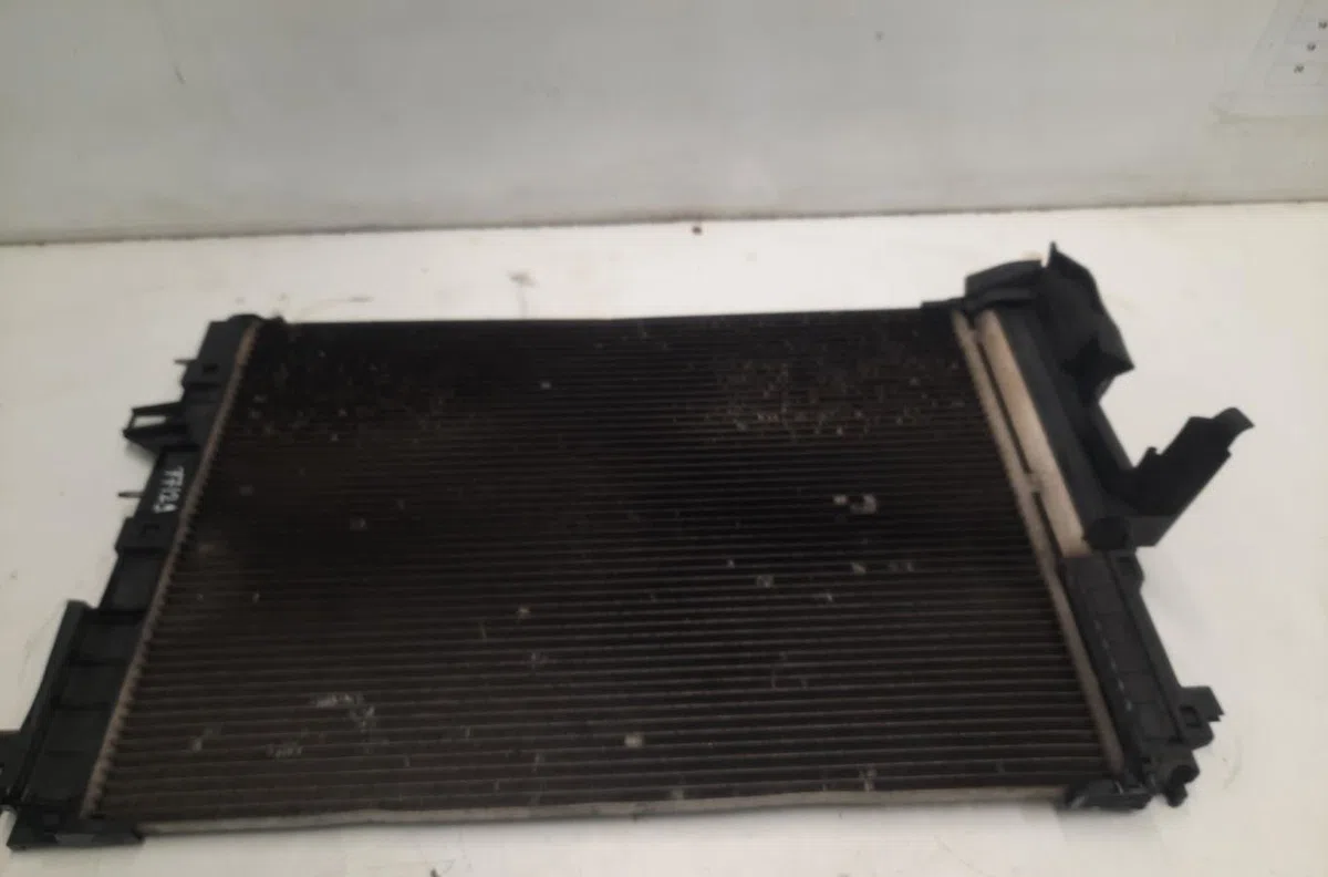 Radiateur - condenseur clim MERCEDES CLASSE A 176 PHASE 1 occasion