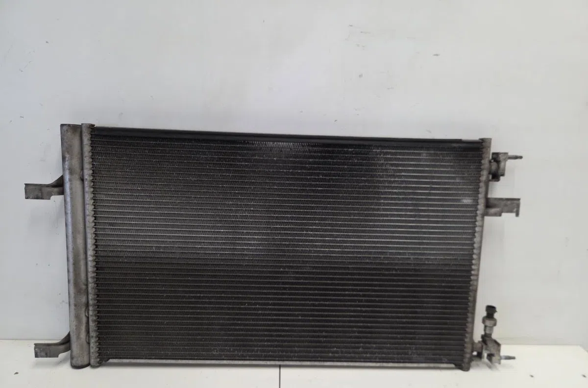Radiateur - condenseur clim OPEL ZAFIRA TOURER C PHASE 1 occasion