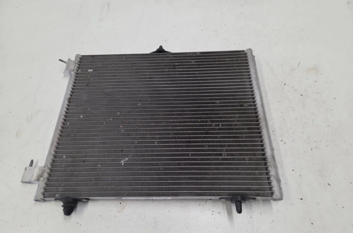 Radiateur - condenseur clim PEUGEOT 207 PHASE 1 occasion