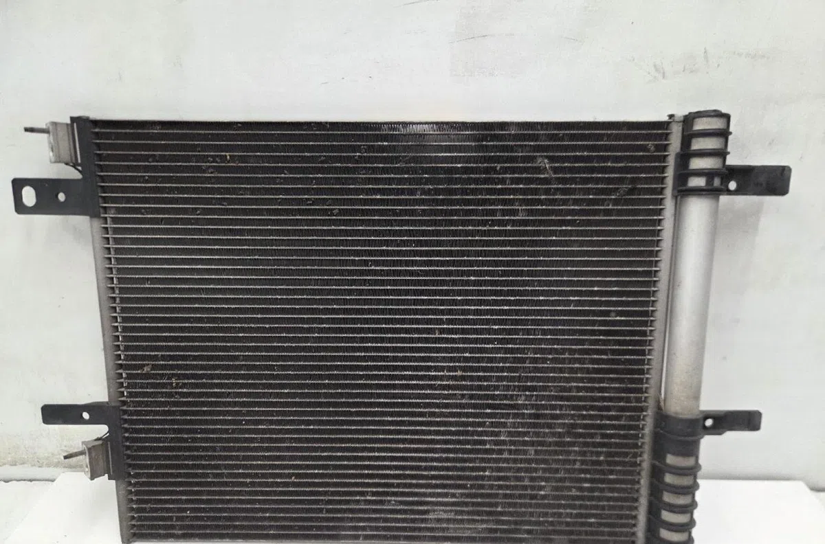 Radiateur - condenseur clim PEUGEOT 5008 2 PHASE 1 occasion