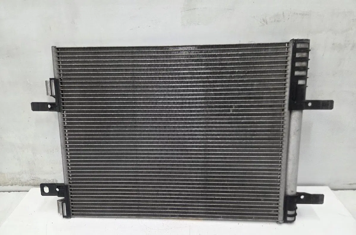 Radiateur - condenseur clim PEUGEOT 5008 2 PHASE 1 occasion