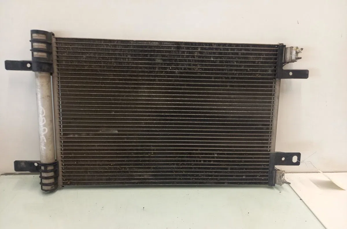 Radiateur - condenseur clim RENAULT MEGANE 3 PHASE 2 occasion
