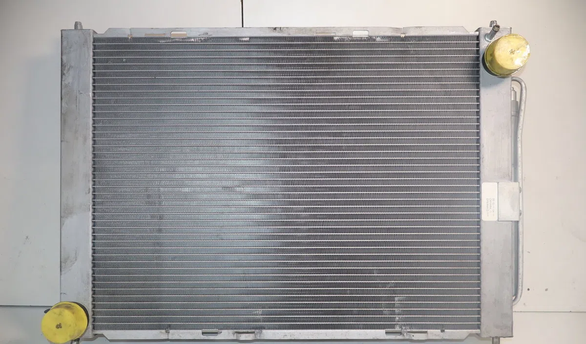 Radiateur - condenseur clim Renault WIND (E4M_) 1.2 tce 100 (e4mf) (2011) occasion