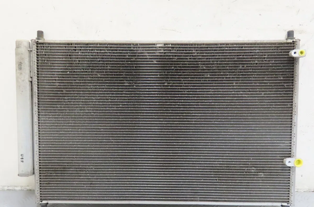 Radiateur - condenseur clim Toyota AVENSIS Break (_T27_) 1.6 d4-d (wwt270_) (2015-2018) occasion