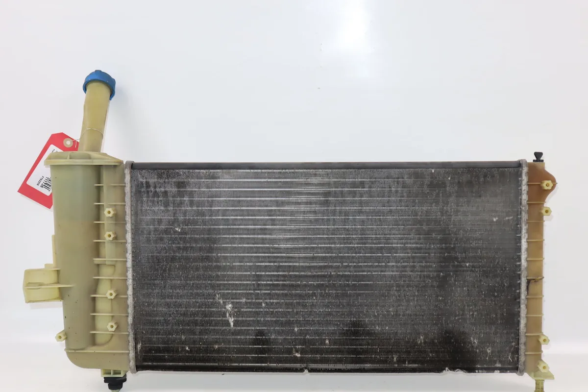 Radiateur Fiat PUNTO (188_) 1.2 60 (188.030, .050, .130, .150, .230, .250) (1999-2010) occasion