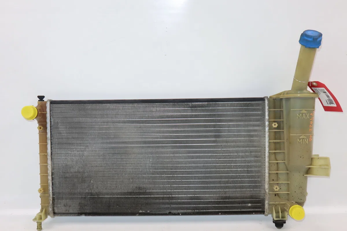 Radiateur Fiat PUNTO (188_) 1.2 60 (188.030, .050, .130, .150, .230, .250) (1999-2010) occasion