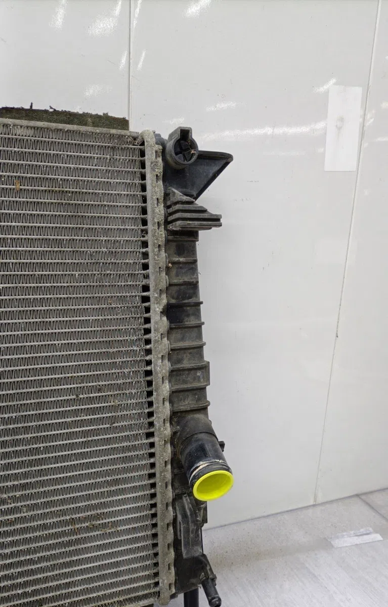Radiateur FORD C-MAX 1 PHASE 1 occasion