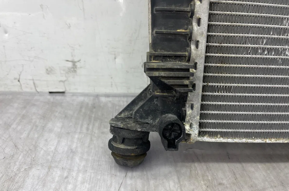 Radiateur FORD C-MAX 1 PHASE 2 occasion