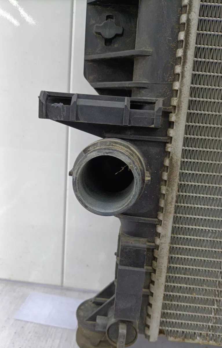 Radiateur FORD C-MAX 2 PHASE 1 occasion