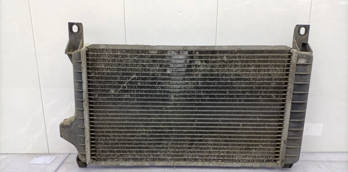 Radiateur FORD COURRIER 3 PHASE 1 occasion