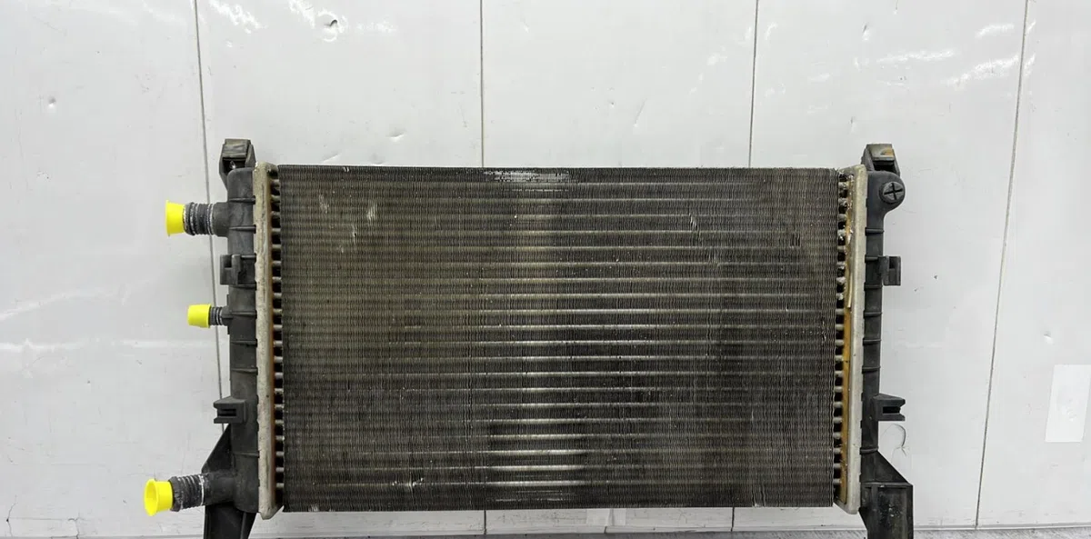 Radiateur FORD FIESTA 3 PHASE 1 occasion