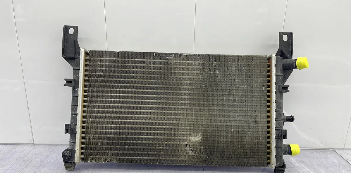 Radiateur FORD FIESTA 3 PHASE 2 occasion