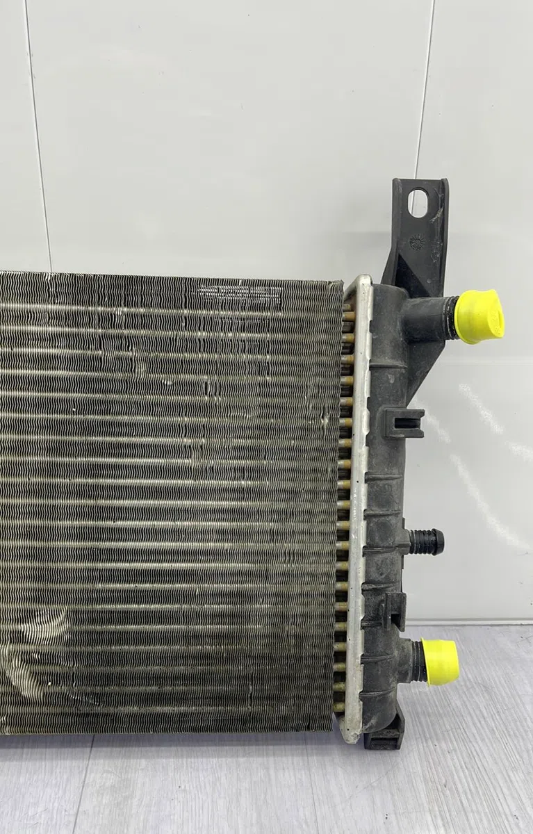 Radiateur FORD FIESTA 3 PHASE 2 occasion