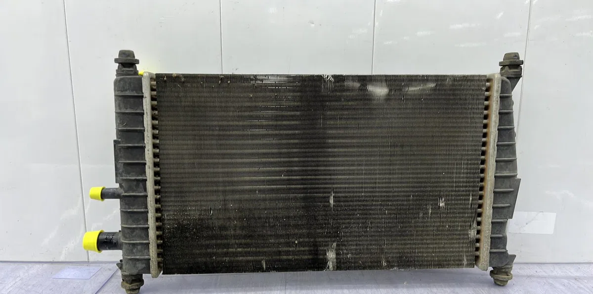 Radiateur FORD FIESTA 4 PHASE 1 occasion
