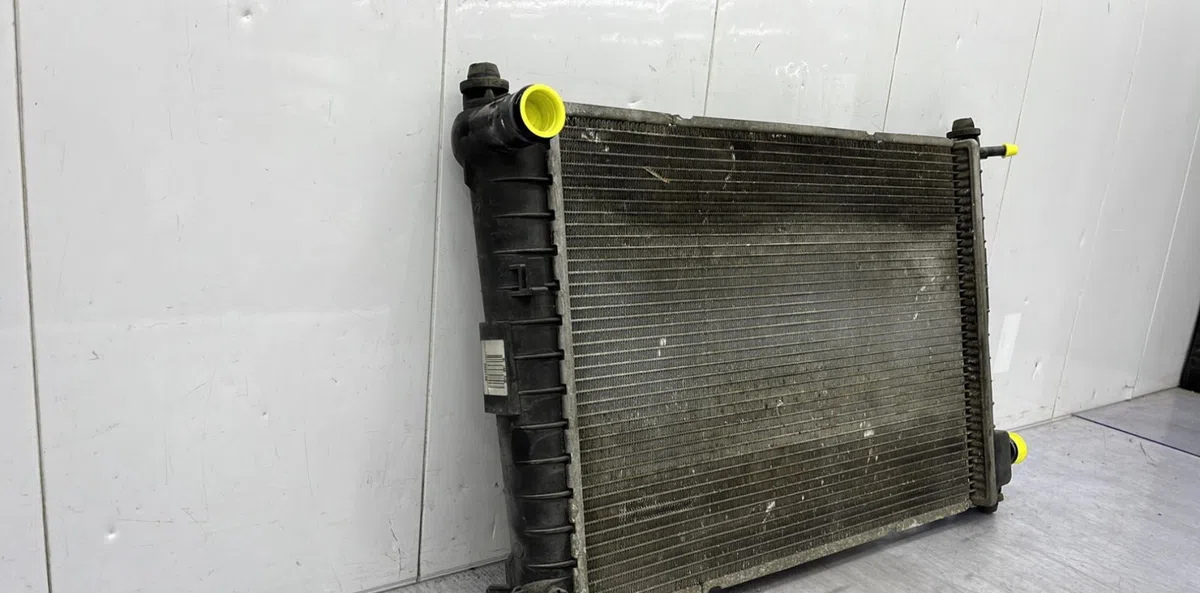 Radiateur FORD FIESTA 4 PHASE 2 occasion