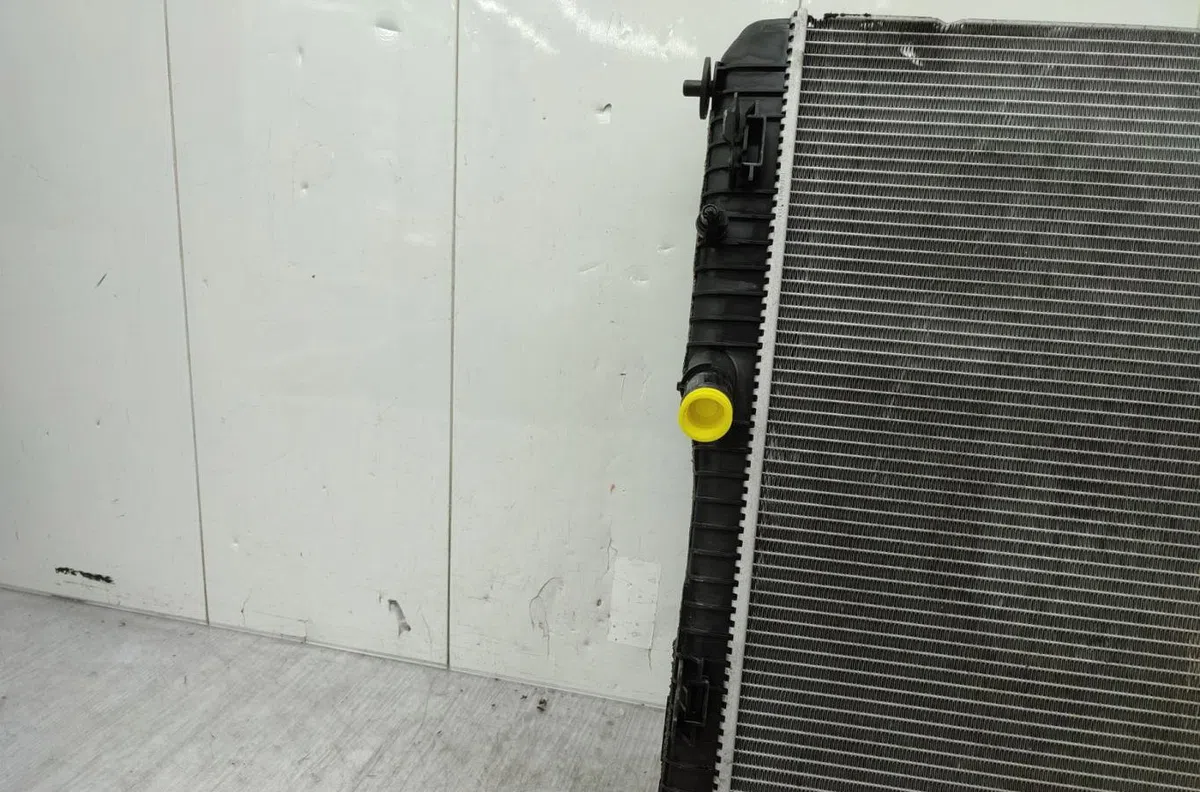 Radiateur FORD FIESTA 6 PHASE 2 occasion