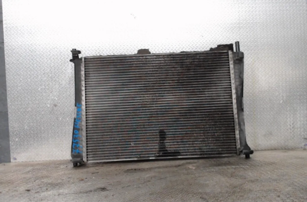 Radiateur Ford FIESTA V (JH_, JD_) 1.4 16v (2001-2008) 5 portes occasion