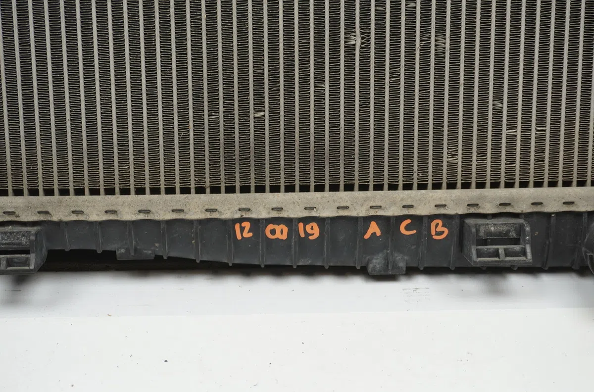 Radiateur Ford FIESTA VI (CB1, CCN) 1.25 (2008-2017) 5 portes occasion