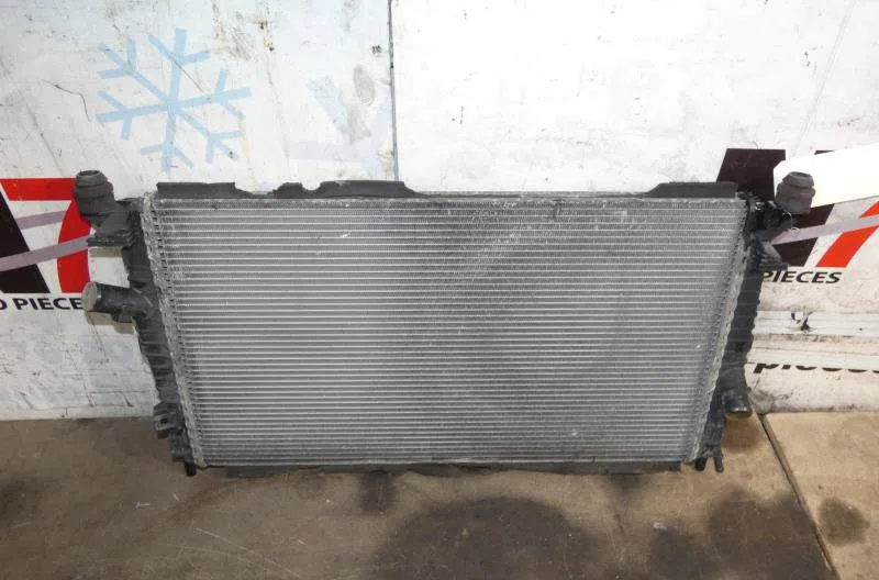 Radiateur FORD FOCUS 2 PHASE 1 BREAK occasion