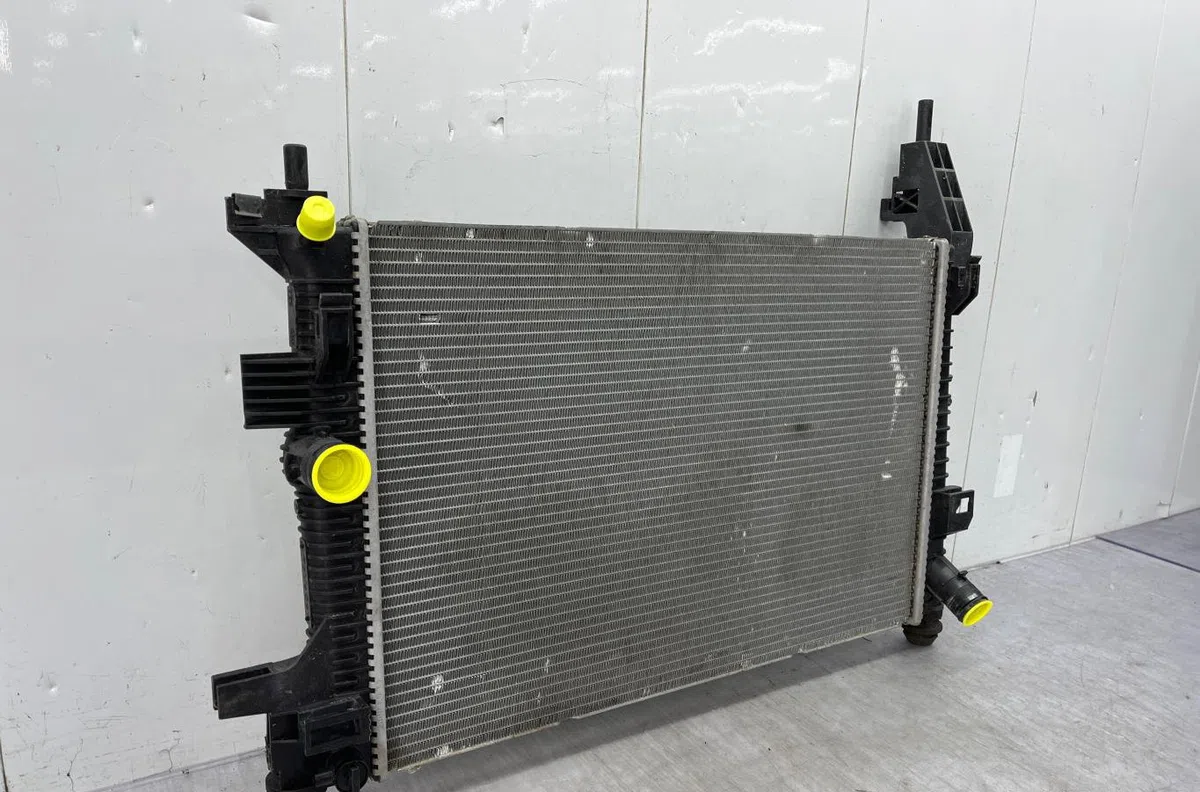 Radiateur FORD FOCUS 3 PHASE 1 occasion