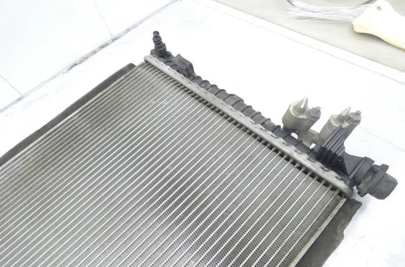 Radiateur FORD FUSION PHASE 1 occasion